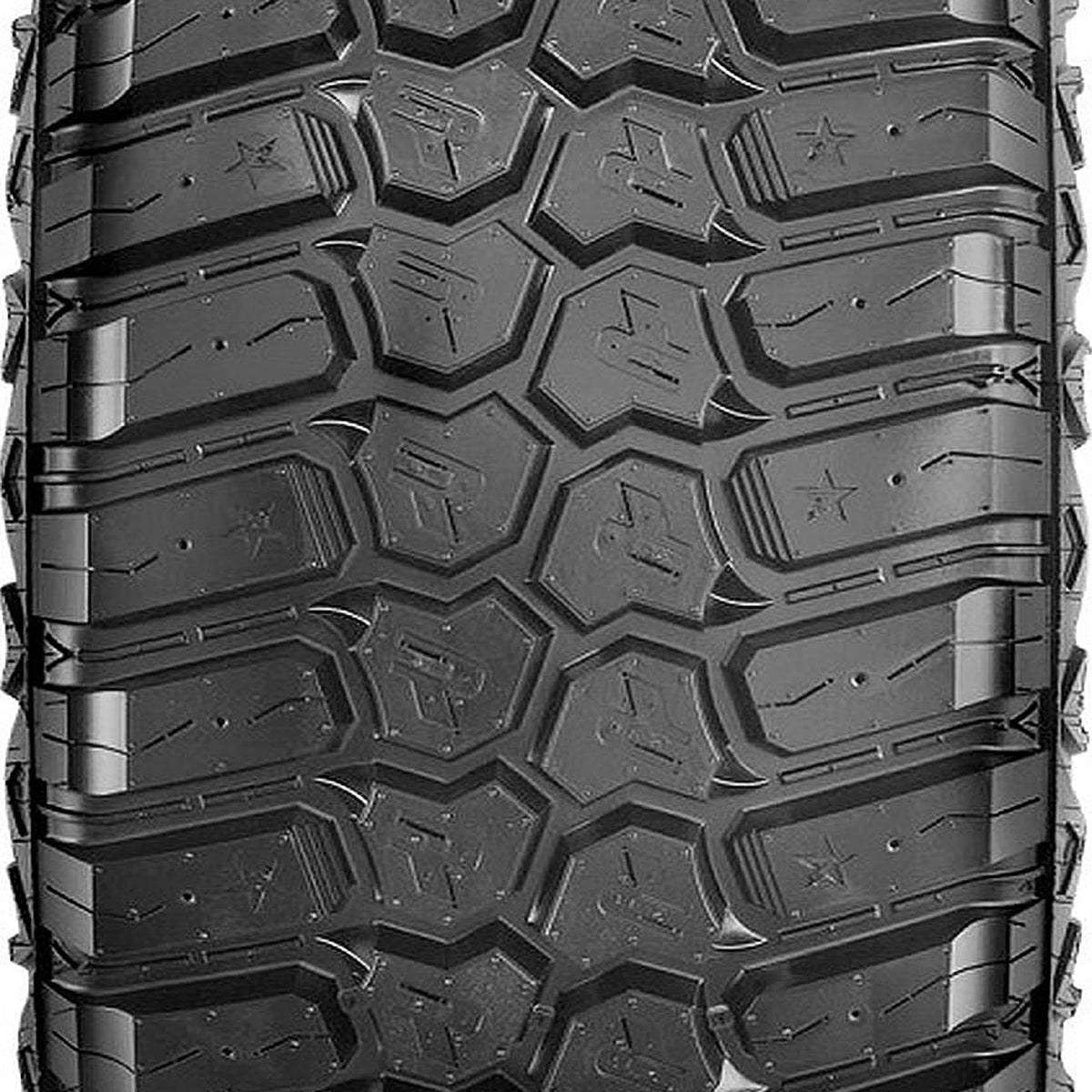 Mud Terrain Light Truck Tire A6815