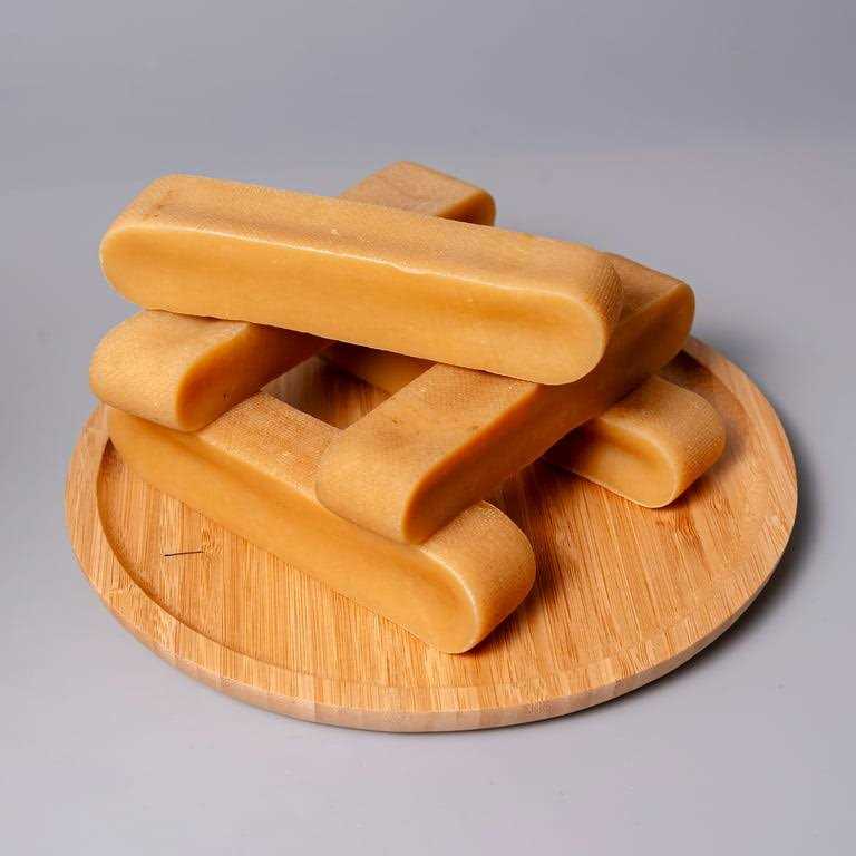 Yak Cheese Dog Chew Treats J77393