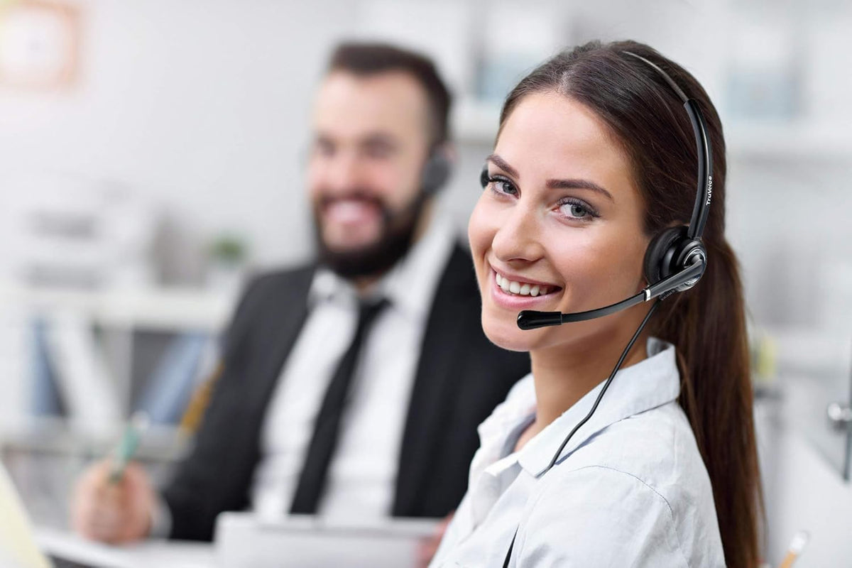 USB Office Headset with Noise Canceling Microphone J495573