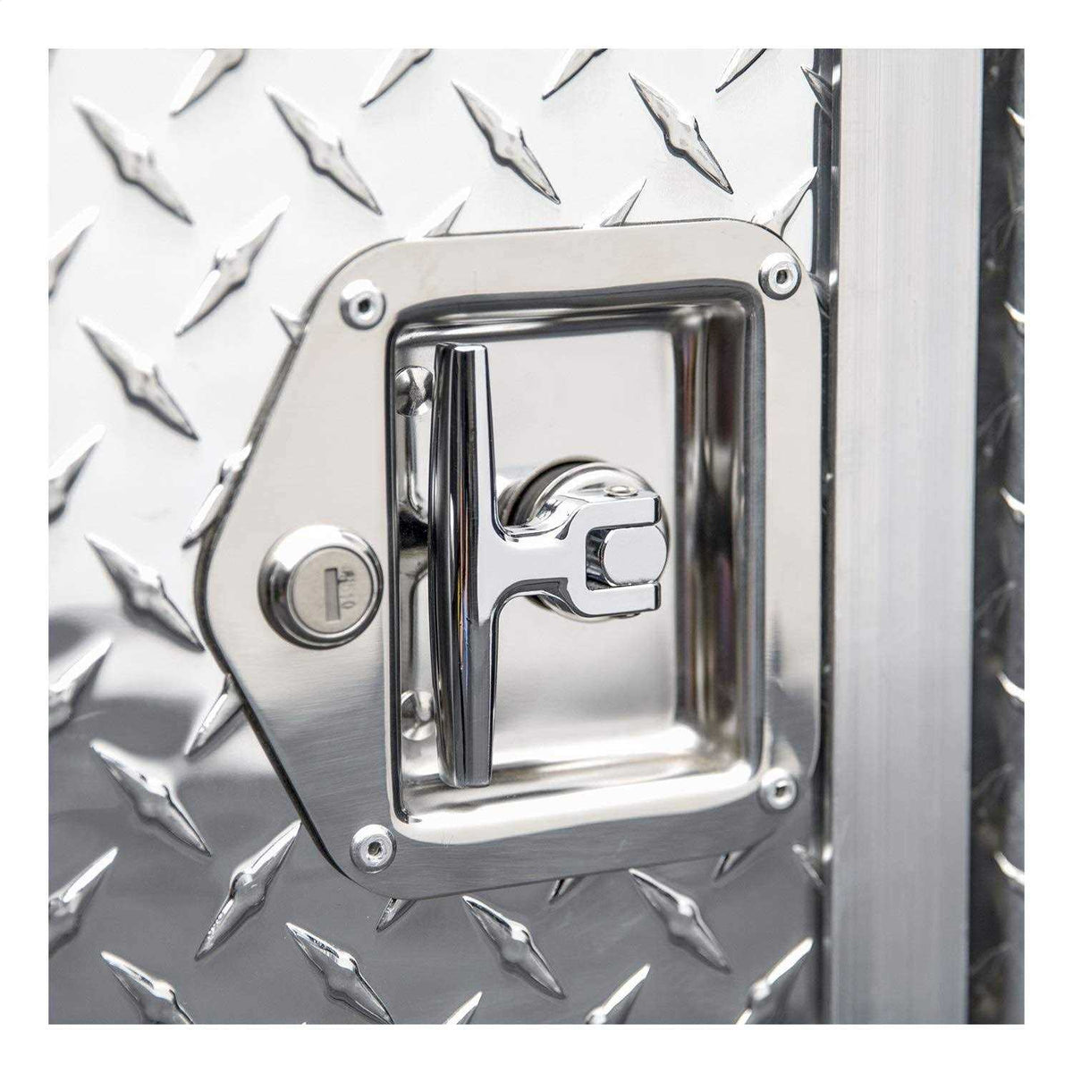 Double-Door Dog Box E28068