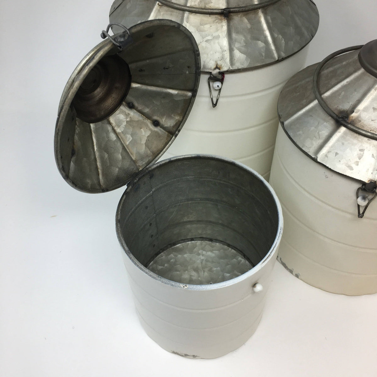 Tin Canister Set of 3 D99518