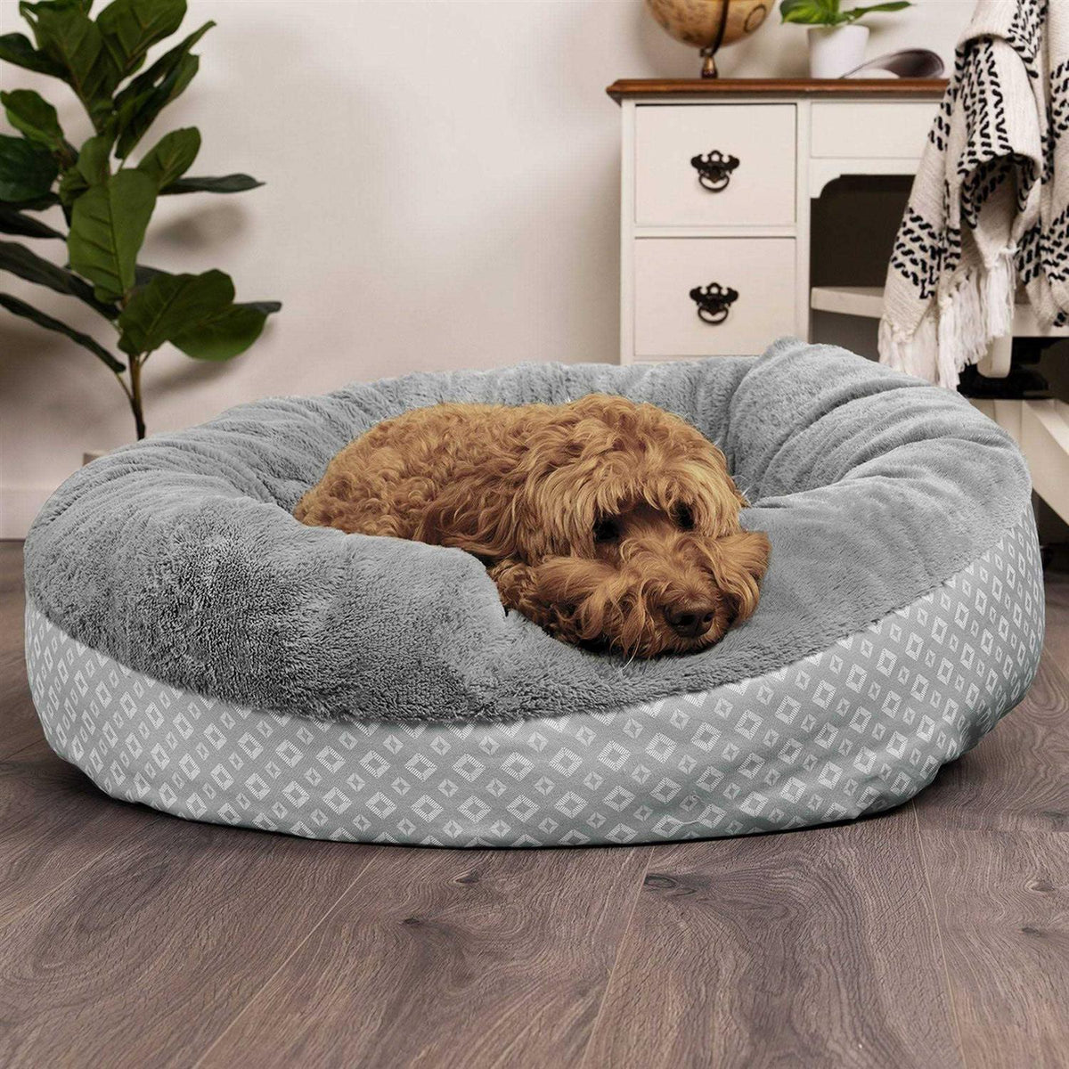 Plush Diamond Print Donut Pet Bed L680