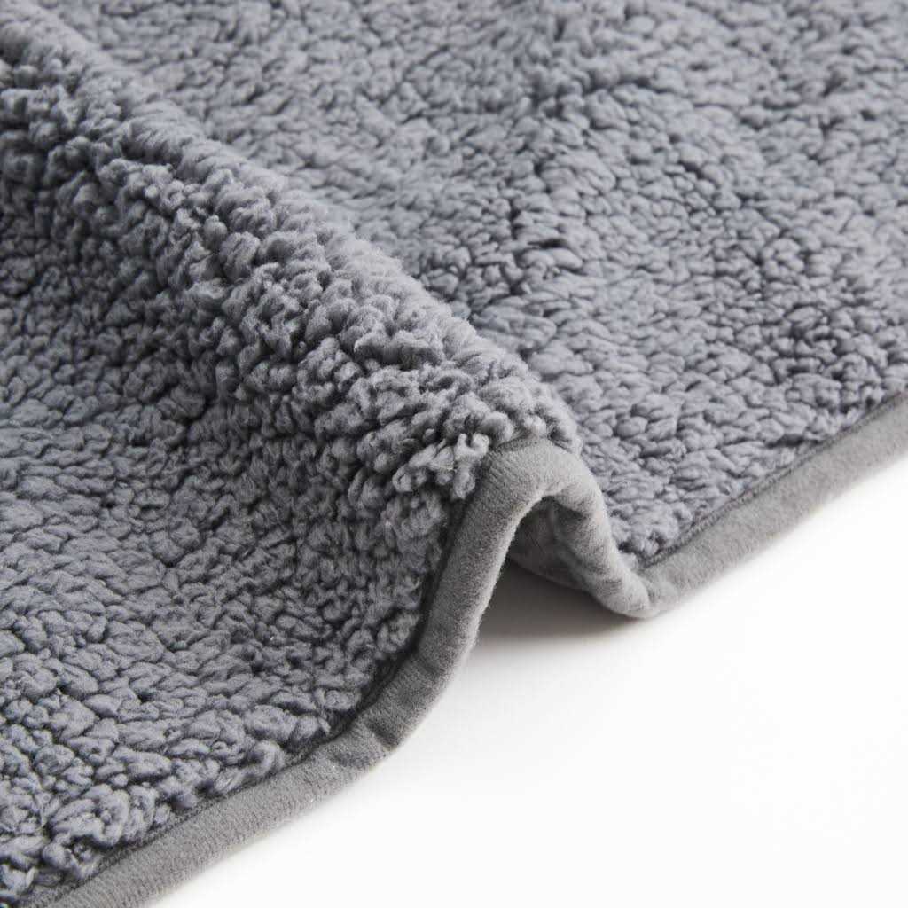 Grey Sherpa Waterproof Leakproof Dog Blanket L969284