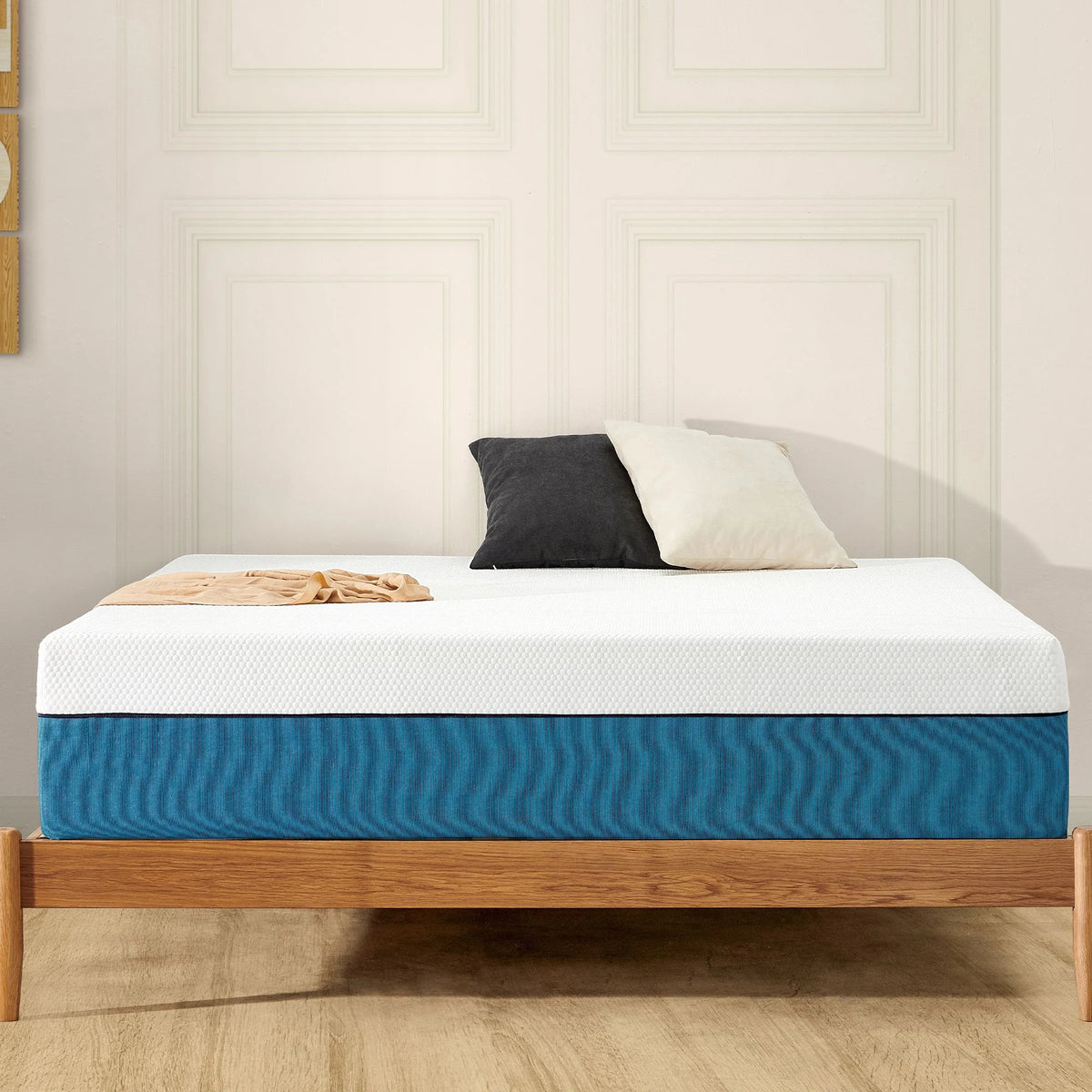 Queen 10 Gel Memory Foam Mattress D795077